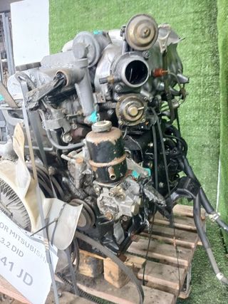 MOTOR COMPLETO MITSUBISHI MONTERO (V60/V70)