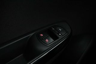 Opel Corsa 1.4 120 Aniversario