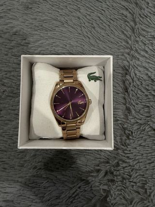 Reloj Lacoste Dorado y Morado