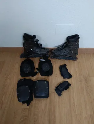 Patines en línea Talla 42 + Protecciones Sin uso