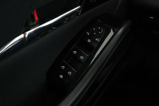 Mazda CX-30 2.0 e-Skyactiv-X Mild-Hybrid Zenith 2WD