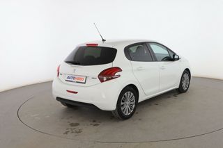 Peugeot 208 1.2 PureTech Style