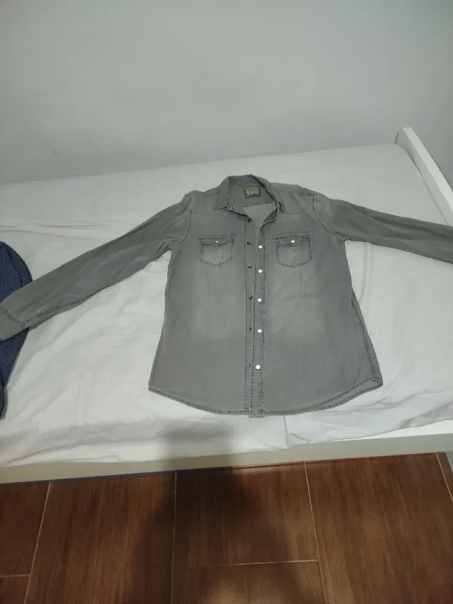 Camisa vaquera Lefties gris
