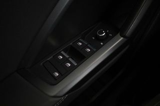 Audi Q3 35 TFSI ACT S line MHEV
