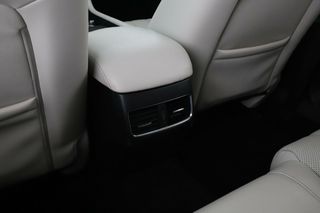 Mazda 6 2.5 Zenith White Sky Auto