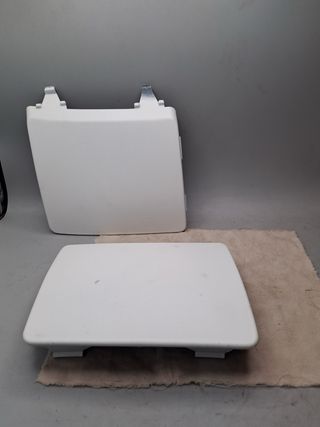 310561100 Tapa blanca parachoques izq Innocenti￼