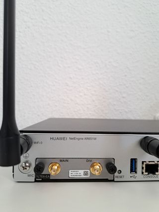 Router Huawei NetEngine AR651W LTE