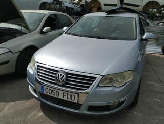 Guantera volkswagen passat berlina advance 265999