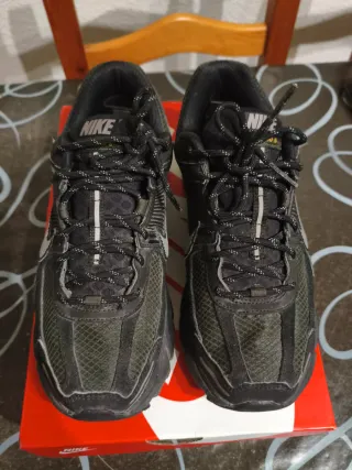 Nike Vomero 5 Zapatillas Hombre Negro Gris