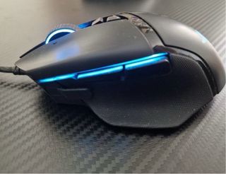 Razer Basilisk Ultimate Ratón Inalámbrico C/Base