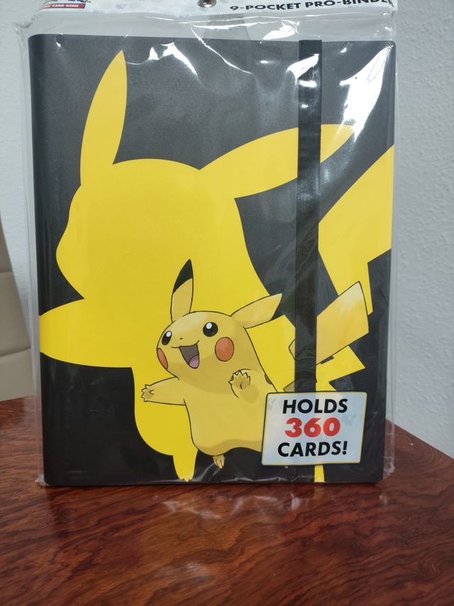 Carpeta 9 bolsillos Premium PRO-Binder Pikachu