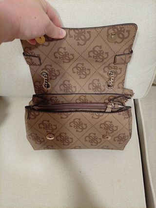 Bolso Guess auténtico beige monograma