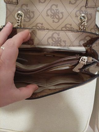Bolso Guess auténtico beige monograma