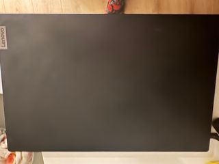 Portátil Lenovo Negro Casi Sin Uso