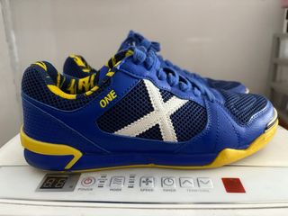 Zapatillas Munich Talla 37 Azul y Amarillo