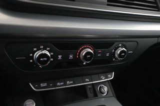 Audi Q5 2.0 TDI quattro S Line