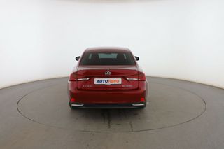 Lexus IS 300h Executive Line