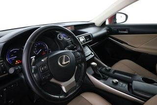 Lexus IS 300h Executive Line
