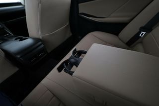 Lexus IS 300h Executive Line