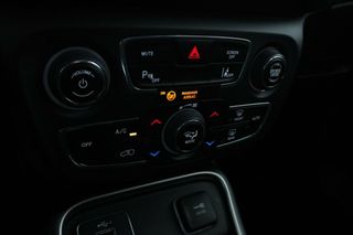 Jeep Compass 1.6 M-Jet Night Eagle 4x2