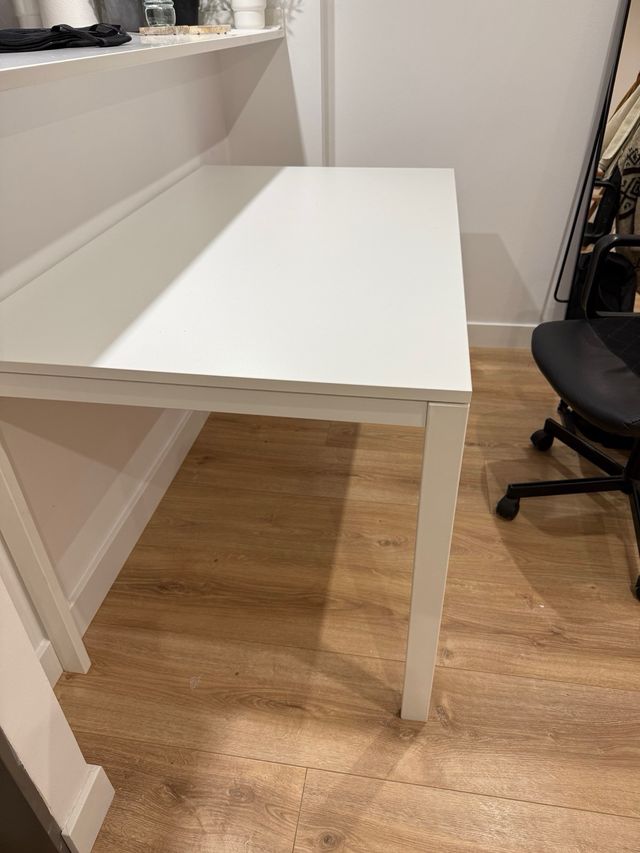 Mesa blanca escritorio/salón madera y metal