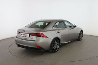 Lexus IS 300h F SPORT