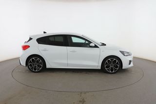 Ford Focus 1.0 EcoBoost Mild-Hybrid ST-Line