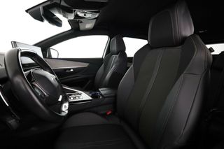Peugeot 3008 1.6 Hybrid 225 Allure