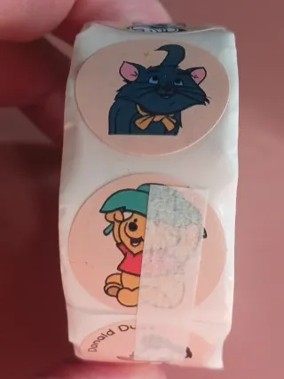 Rolo de 500 Autocolantes c/Personagens da Disney