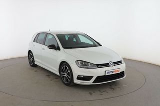 Volkswagen Golf 1.6 TDI Sport by R-Line BlueMotion