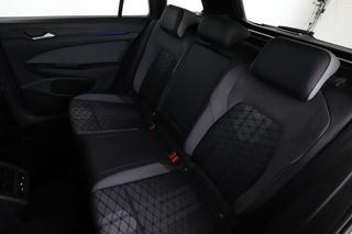 Volkswagen Golf 2.0 TDI R-Line