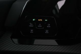 Volkswagen Golf 2.0 TDI R-Line