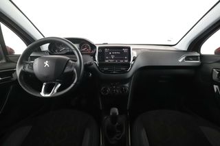 Peugeot 2008 1.2 PureTech Signature