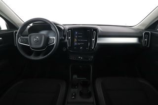 Volvo XC40 2.0 T4 Business Plus 2WD