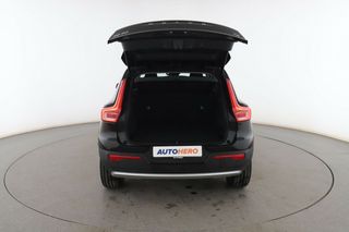 Volvo XC40 2.0 T4 Business Plus 2WD