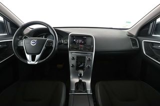Volvo XC60 2.4 D4 Momentum AWD