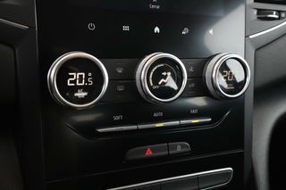 Renault Megane 1.6 Hybrid E-Tech Intens PHEV