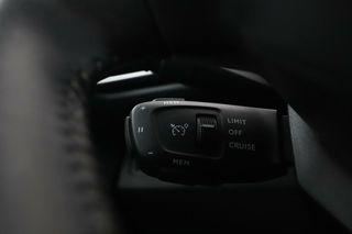 Peugeot 3008 1.5 Blue-HDi Active Pack