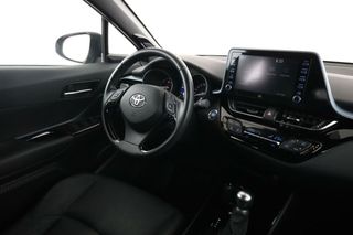 Toyota C-HR 2.0 Hybrid Advance