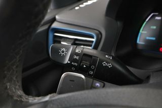 Hyundai IONIQ 1.6 Hybrid Klass