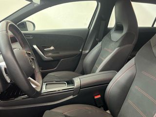 MERCEDES-BENZ Clase A 180 d Compacto