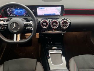 MERCEDES-BENZ Clase A 180 d Compacto