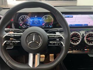 MERCEDES-BENZ Clase A 180 d Compacto