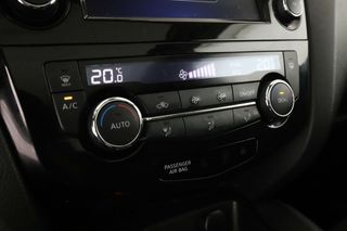 Nissan Qashqai 1.3 DIG-T N-Connecta