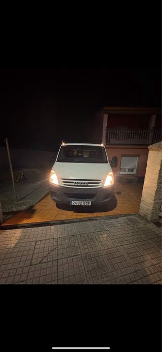 se alquila camión 