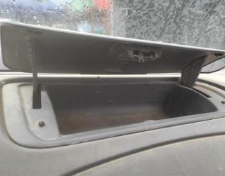 Nissan 345228 guantera pick-up (d22) td doble