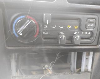Kia 344270 guantera sportage basico (5-ptas.)