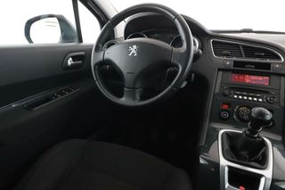 Peugeot 5008 2.0 Blue-HDi Active