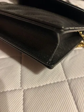 Bolso YSL Envelope Piel Negra y Dorada