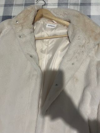 Abrigo pelo beige mujer como nuevo
